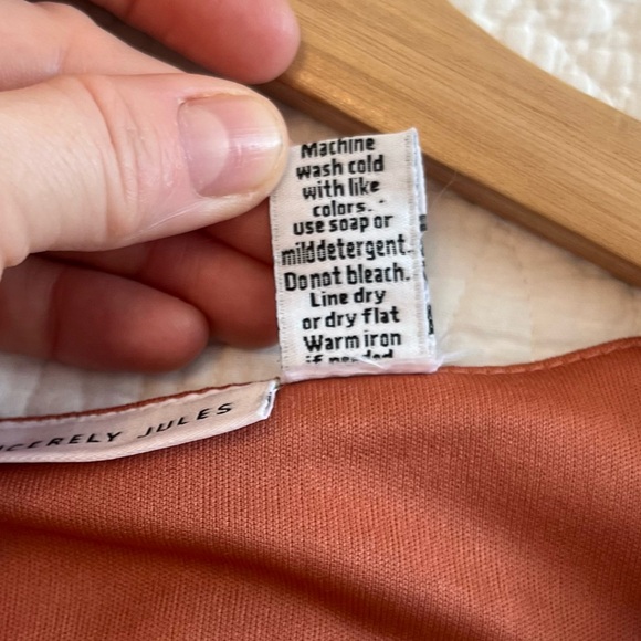 Sincerely Jules Tiered Floral Print Mini Dress Medium Coral Pink Summer Babydoll - Picture 8 of 8